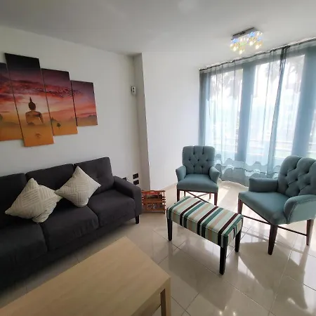 Apartment Palmeras Del Sur